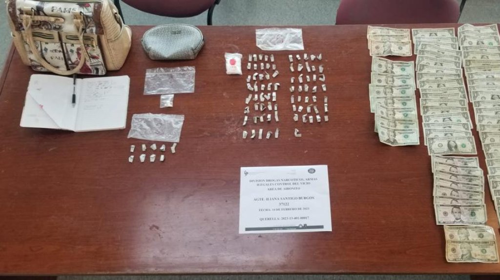  Arrestan a mujer y ocupan droga mediante plan de registro a un veh&iacute;culo en Barranquitas 