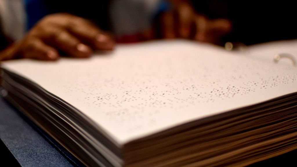  Restaurantes con men&uacute; a la carta en deber&aacute;n ofrecer uno en braille 