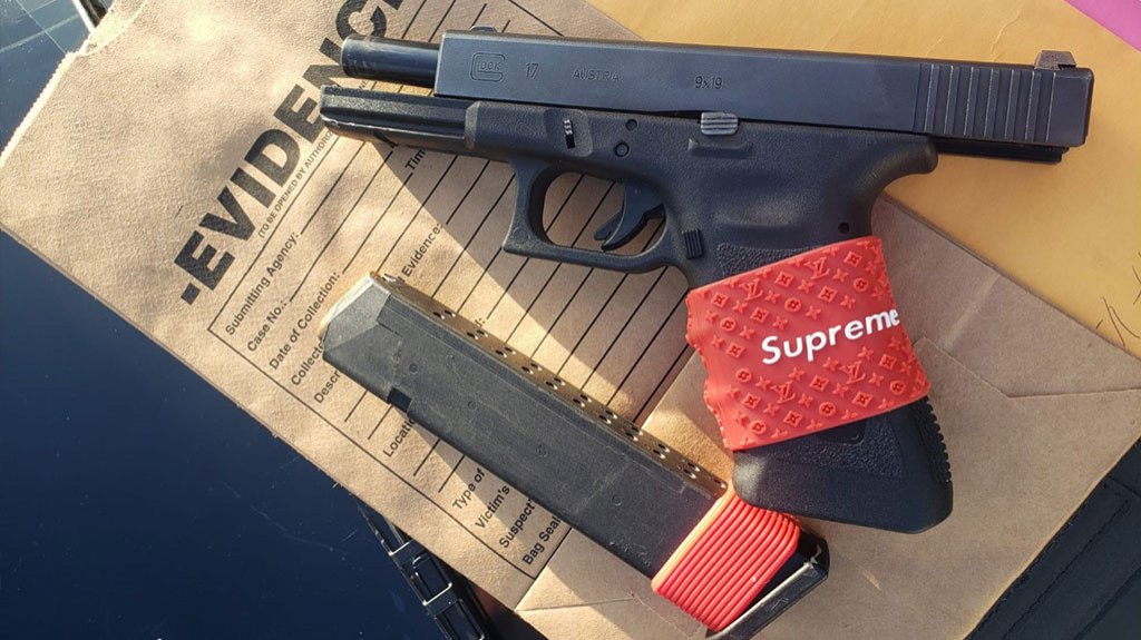  Sujeto escapa de tres polic&iacute;as que intentaban detenerlo en Barceloneta 