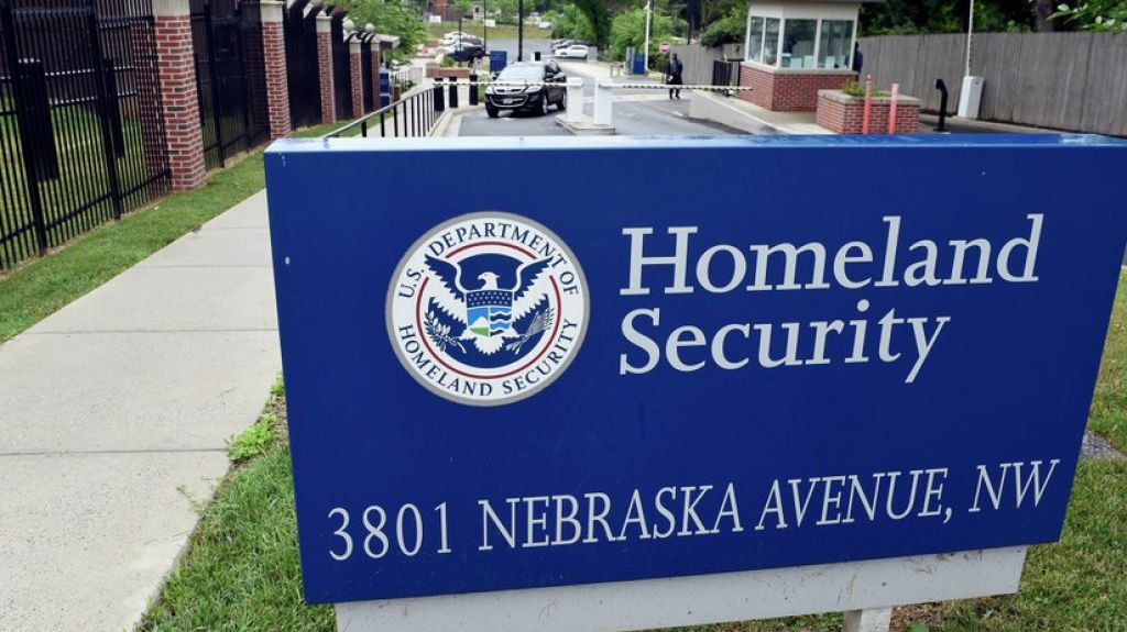  EE.UU. endurecer&aacute; la selecci&oacute;n de refugiados de 11 pa&iacute;ses de "alto riesgo" 