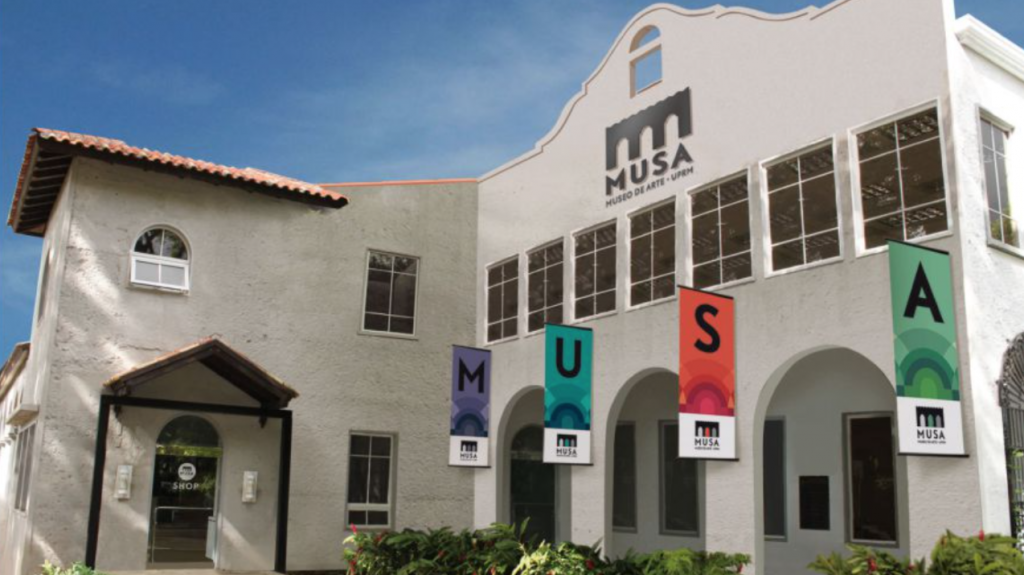  Museo de la UPR de Mayag&uuml;ez recibe importante donativo 