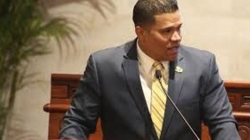  Representante &lsquo;Memo&rsquo; Gonz&aacute;lez arremete contra la Junta "por retrasar por capricho" contrato servicios m&eacute;dicos a confinados 