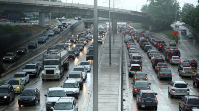 CIERRE TOTAL DE LA AVENIDA PIÃERO (PR-17)