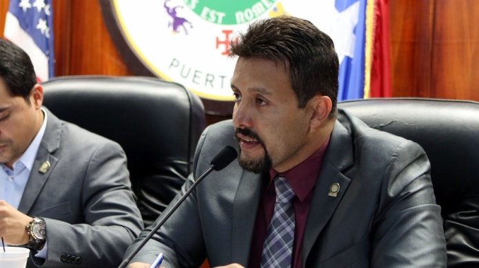 Representante pide apertura de refugio en Humacao