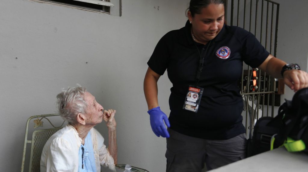  Convertida en ley medida agiliza procesos administrativos tercera edad 