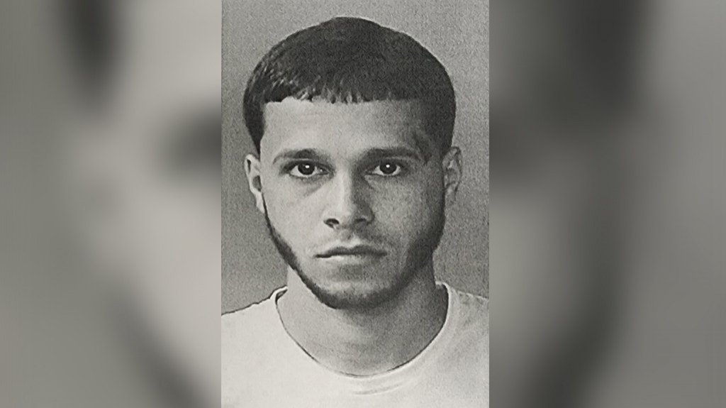  Radican cargos en ausencia por tentativa de asesinato y otros delitos 