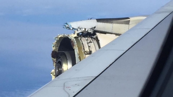 Video: AviÃ³n de Air France aterriza de emergencia en CanadÃ¡ con un motor roto