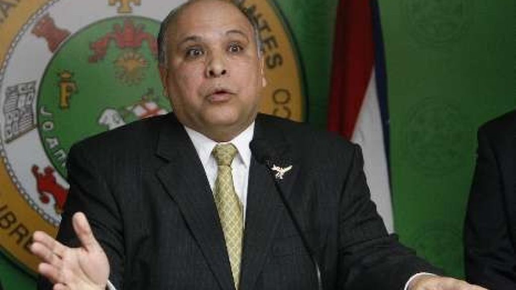  Piden a la gobernadora evitar discrimen en asignaci&oacute;n de fondos reparaci&oacute;n carreteras en San Juan 