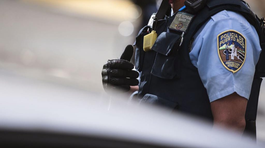 Roban 1,200 d&oacute;lares en efectivo y mercanc&iacute;a en una gasolinera 