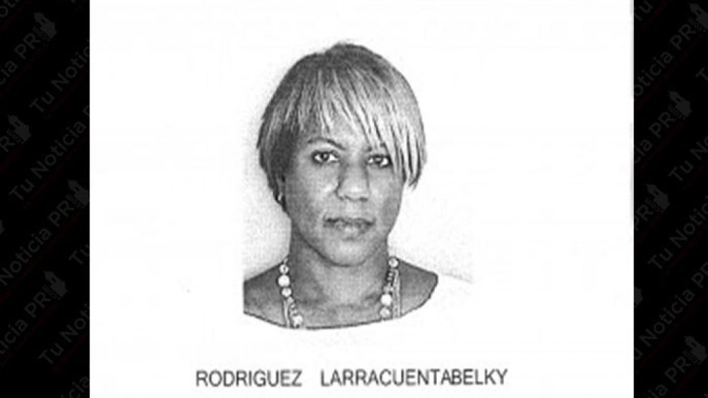  Acusan empleada p&uacute;blica que supuestamente rob&oacute; dinero de tarjeta de ASUME de una mujer 