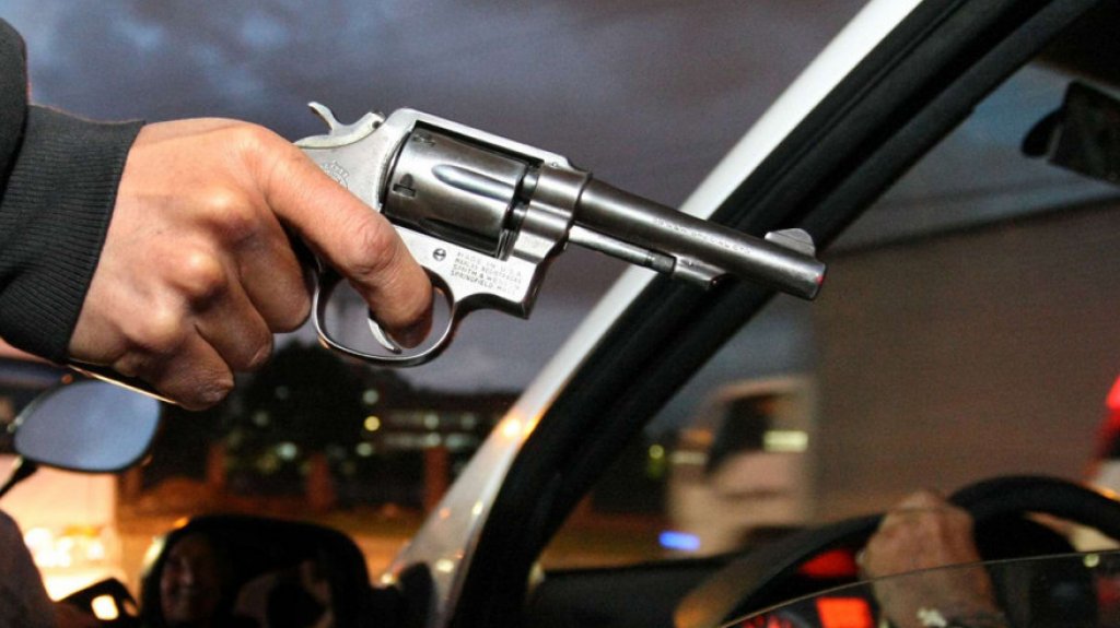  Le roban por carjacking el auto a un conductor en Bayam&oacute;n 