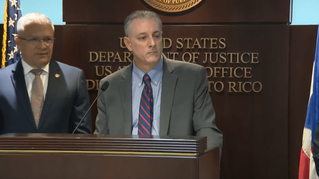  Ciudadano extranjero se declara culpable en esquema de fraude de identidad 