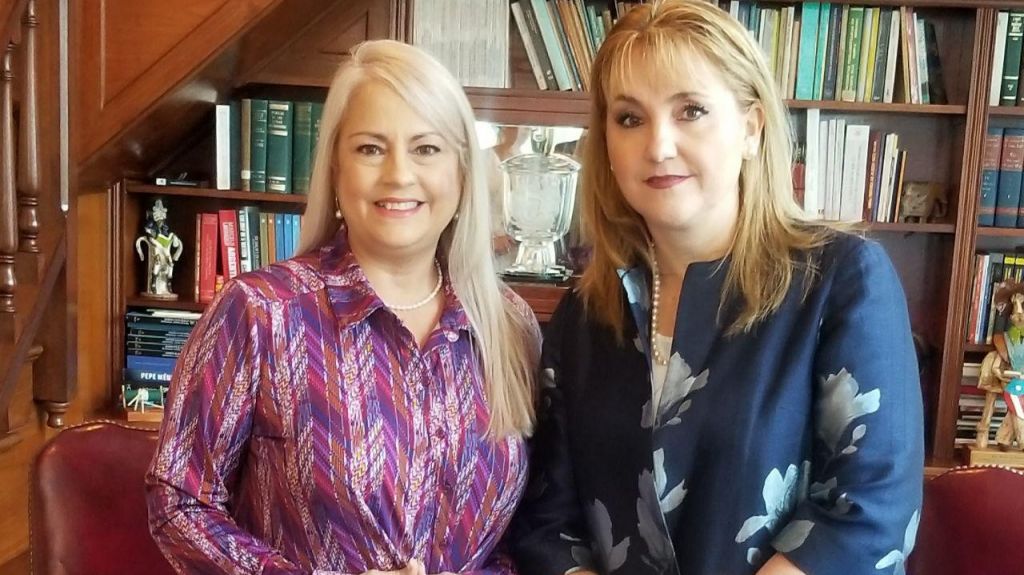  Gobernadora se re&uacute;ne con presidenta del Consejo Mundial de Viajes y Turismo 