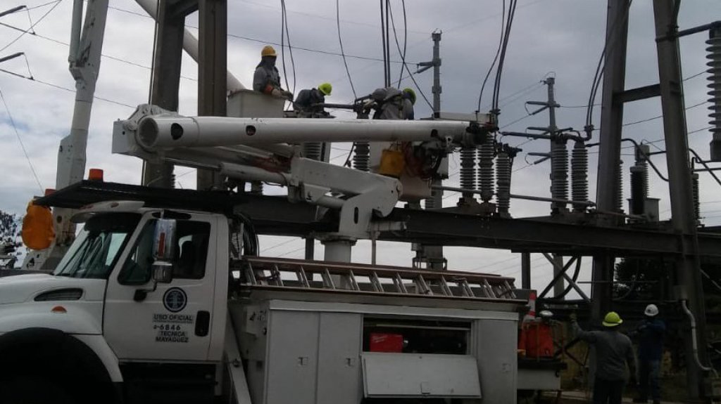  Sin luz ni agua vecinos del Cerro Sombrero de Isabela 