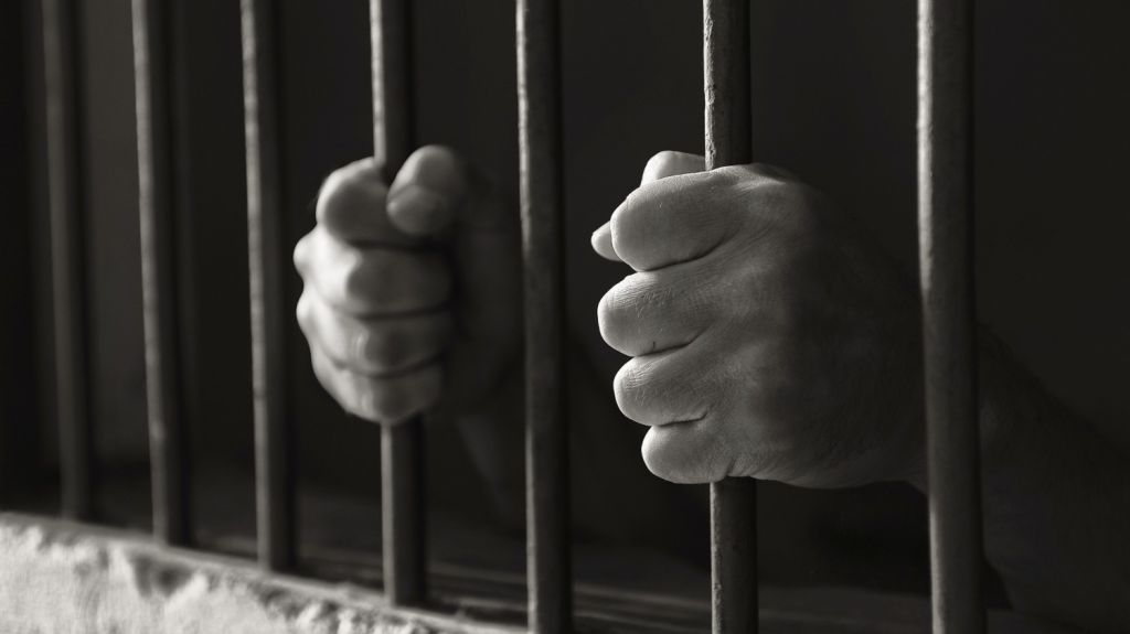  Someten cargos contra menor acusado de asesinato en Salinas 