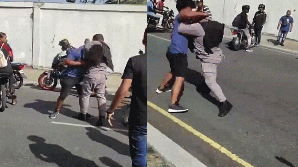  Video: A &ldquo;Pu&ntilde;o limpio&rdquo; polic&iacute;a dominicano y un ciudadano en medio de la calle 
