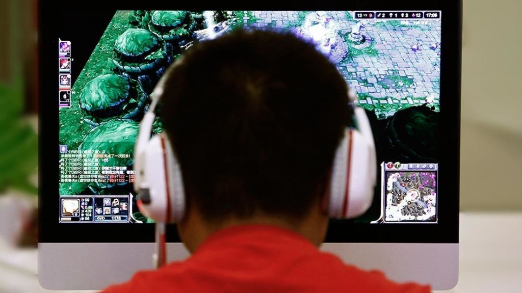  Sufre un derrame cerebral tras jugar a videojuegos 22 horas al d&iacute;a durante un mes 