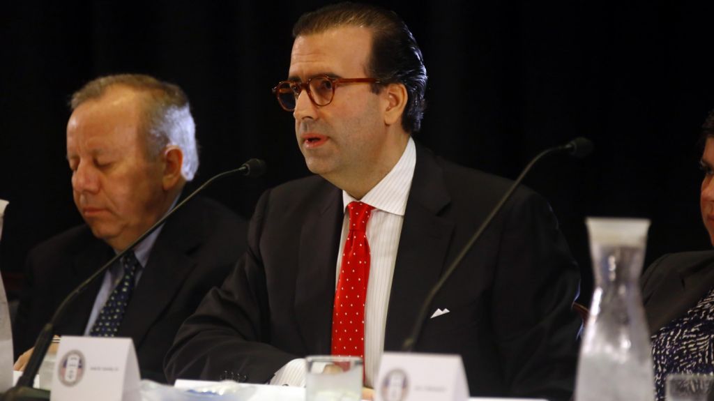  Junta Supervisi&oacute;n insta al Gobierno a implantar planes fiscales certificados 