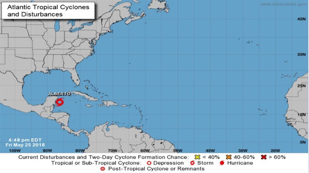  Contin&uacute;a rumbo a Estados Unidos la tormenta Alberto 