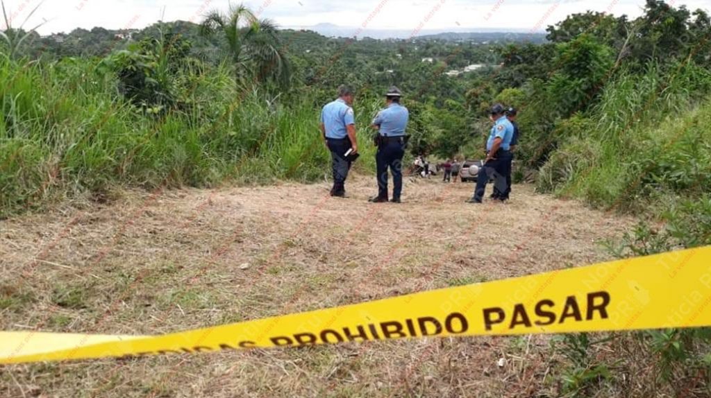  Fotos: Muere una mujer en accidente de auto en Rinc&oacute;n 
