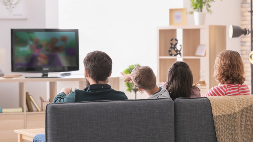  Mirar televisión más de tres horas afecta la capacidad cognitiva, concluye investigación 