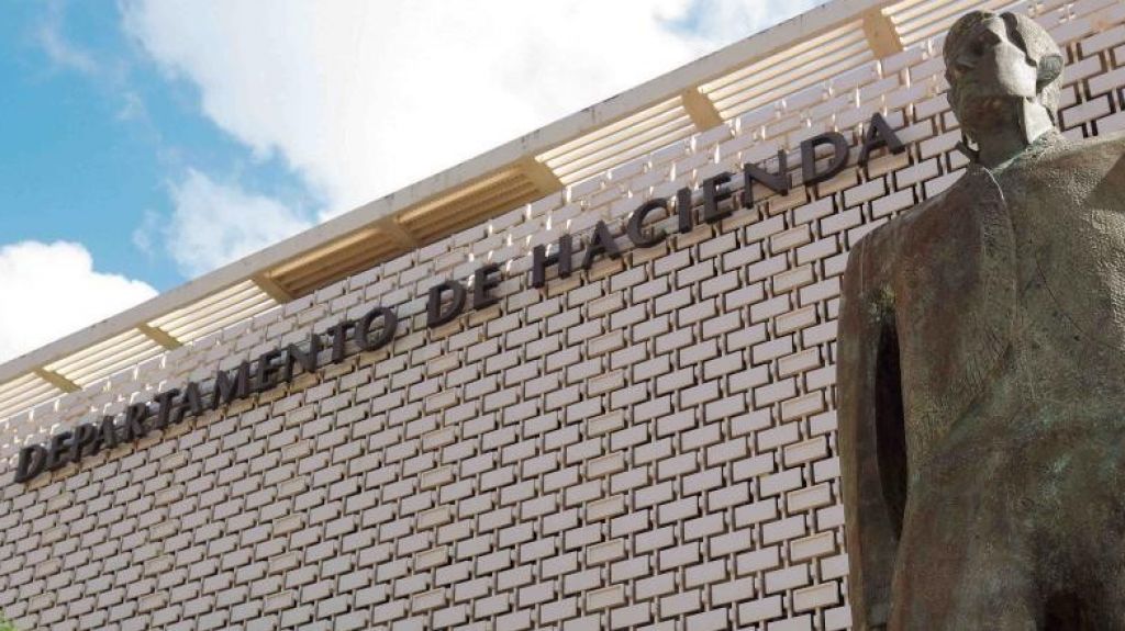  Hacienda reanuda operaciones en el Viejo San Juan 