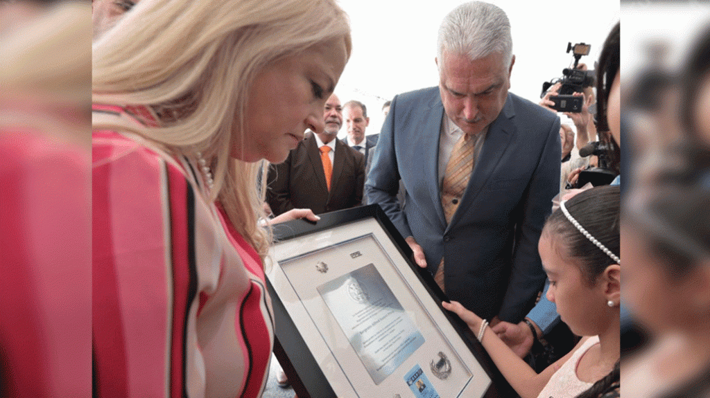  Honra la Asamblea Legislativa honra a los polic&iacute;as ca&iacute;dos, incluido el sargento Alfred Sanyet P&eacute;rez 