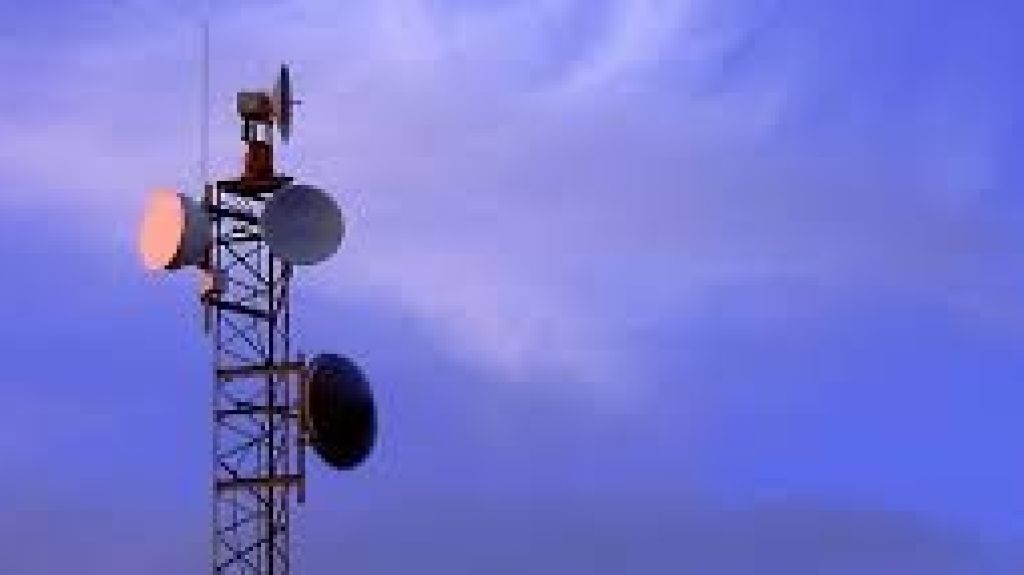  Convocan vista p&uacute;blica para discutir proyecto de ley que regular&iacute;a antenas 