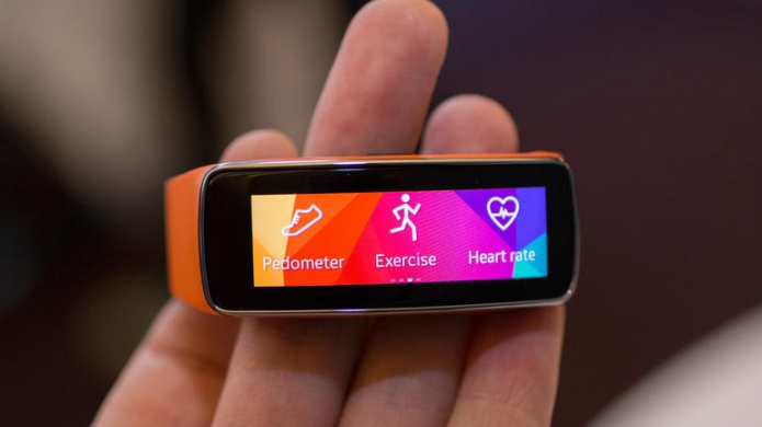 El Samsung Gear Fit baja a la mitad de precio en Amazon