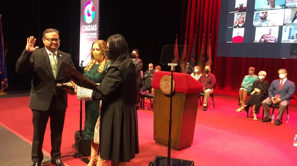  Inicia su tercer periodo Miranda Torres al jurar como alcalde de Caguas 