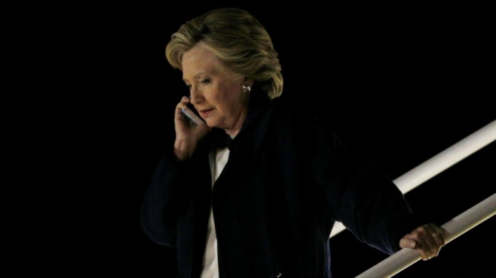 "Â¡Solo denme el telÃ©fono!": Obama urgiÃ³ a Clinton a reconocer su derrota en las presidenciales