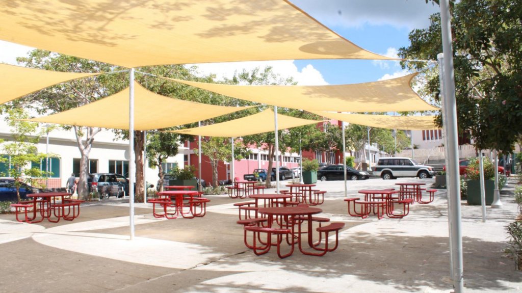  Morovis invita a ni&ntilde;os y j&oacute;venes a pintar en la plaza en formato de canvas 