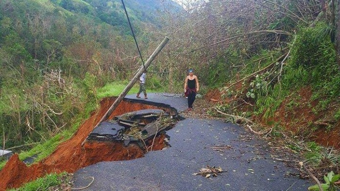 Fotos: Se derrumba carretera en PeÃ±uelas