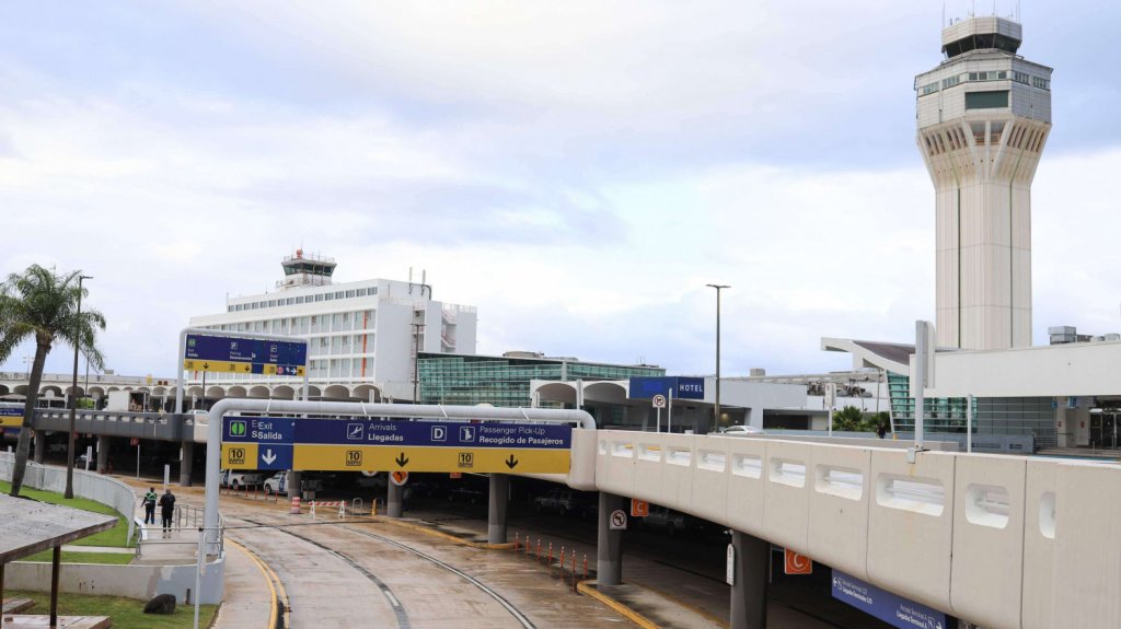  Buscan reclutar oficiales desarmados para el Aeropuerto Internacional Luis Muñoz Marín 