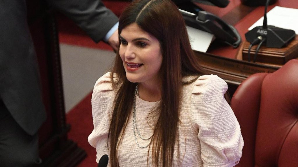  Aval senatorial a medida para que la Administraci&oacute;n de Servicios Generales traspase propiedades excedentes a municipios 