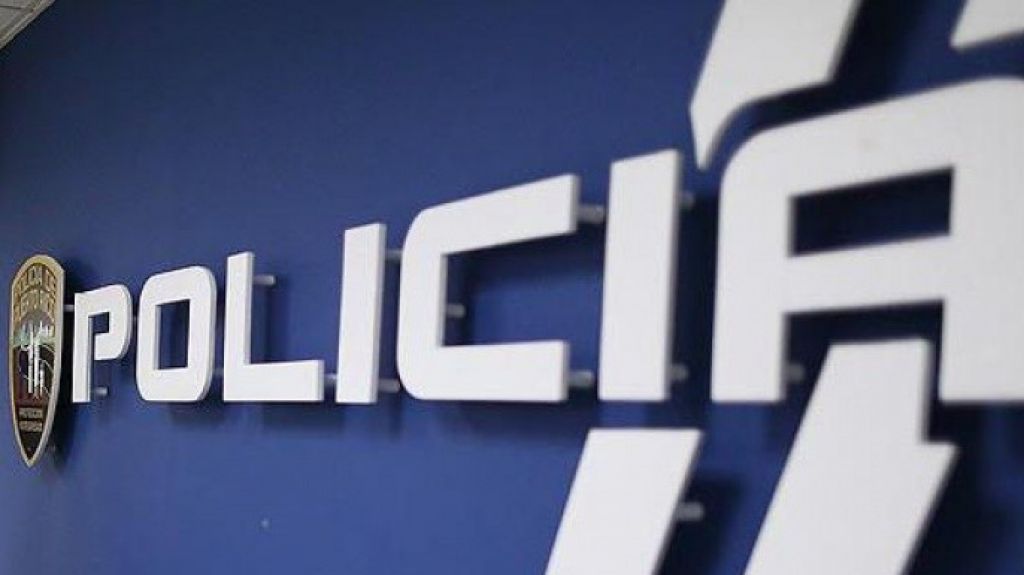  Desarman polic&iacute;a municipal luego que le partiera la boca a un hombre en Chinchorro de Aguada 
