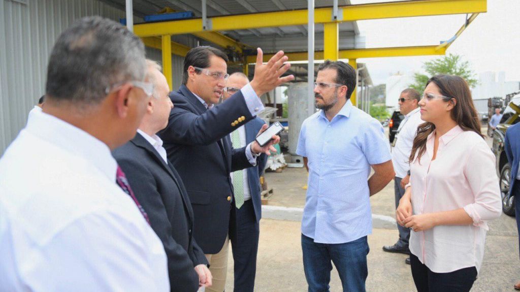  Gobernador anuncia reinicio de operaciones de Aluminios de Puerto Rico 