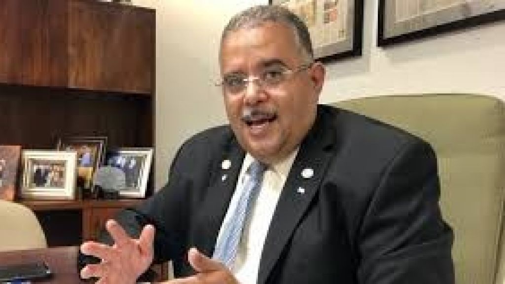  Salud lanza campa&ntilde;a para prevenci&oacute;n violencia sexual en universidades 