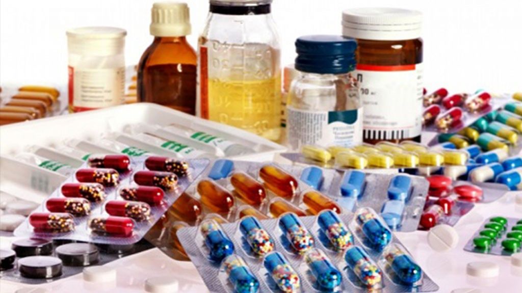  L&iacute;der cameral anuncia recogido de medicamentos en desuso en El Capitolio 