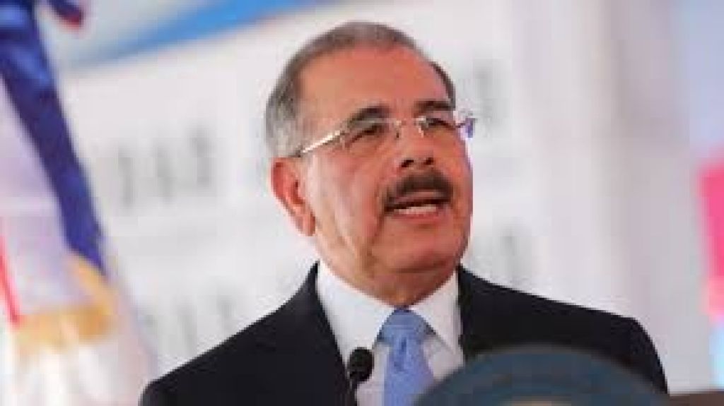  Danilo Medina está estable y se le hará la prueba de COVID-19 “si es necesario” 