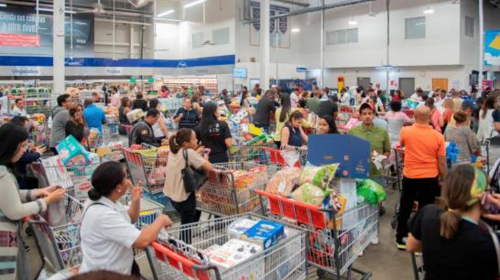  Médicos consideran “altamente preocupante” situación sanitaria y recomiendan retomar el confinamiento mediante cuarentena controlada 