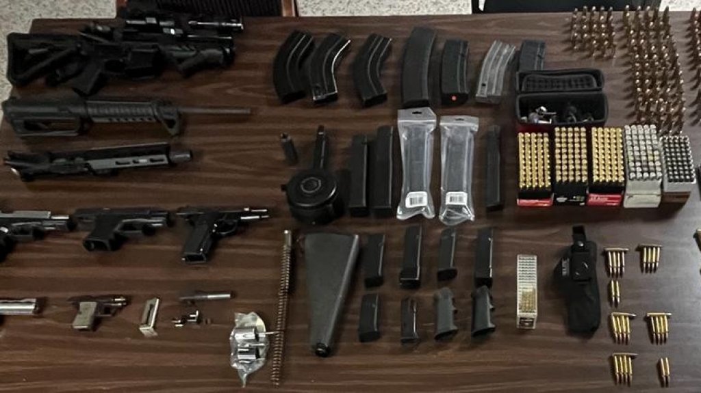  Polic&iacute;a arresta a armero de organizaci&oacute;n criminal que opera en el residencial Manuel A. P&eacute;rez 