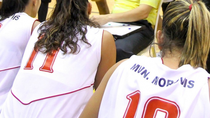 MontaÃ±eras extienden racha a cinco victorias al superar como visitantes a las Gigantes
