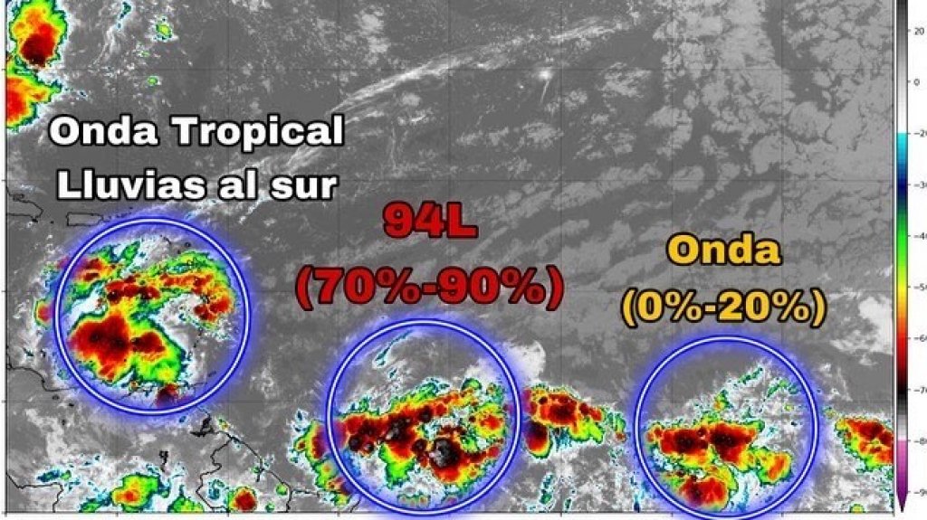  El CNH vigila 2 ondas tropicales con potencial ciclónico 