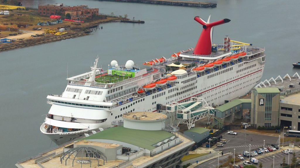 Video: Familia halla cÃ¡mara escondida en camarote de crucero de Carnival