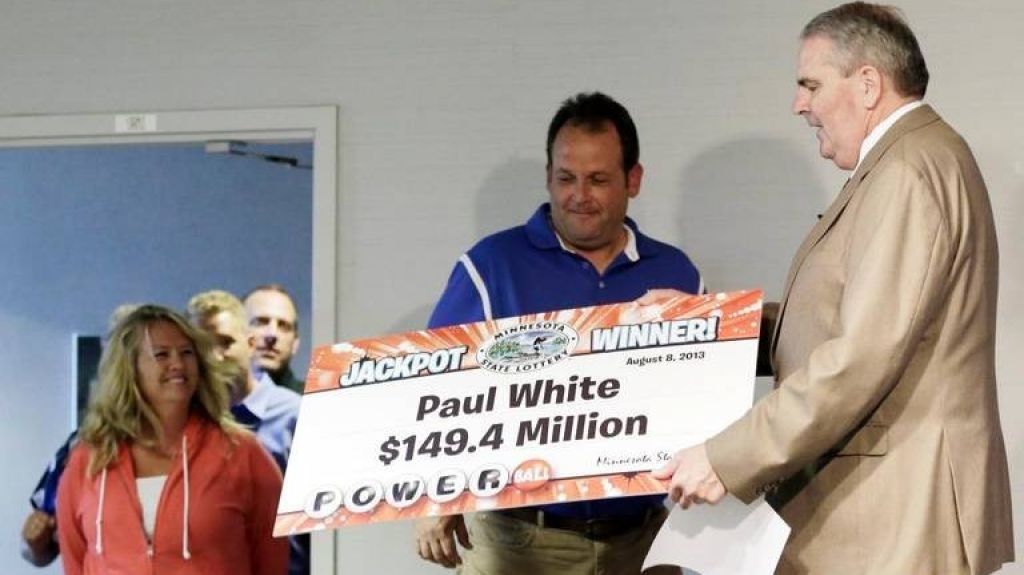  Ganador de $150 millones en loter&iacute;a herido en letal accidente por un conductor ebrio 