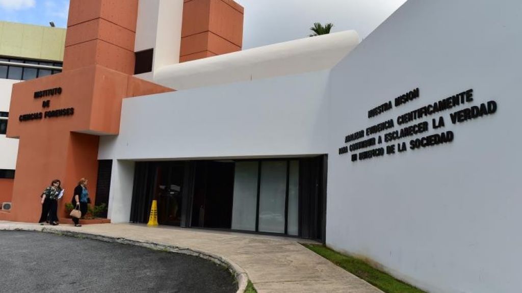  Conocido pat&oacute;logo da fe de manejo digno de cad&aacute;veres en la isla 