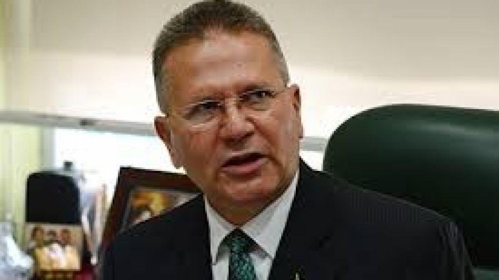  Legislador rechaza propuesta de APP para administrar las Juntas Examinadoras 