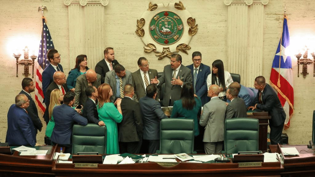  Se cuelga la segunda vuelta electoral 