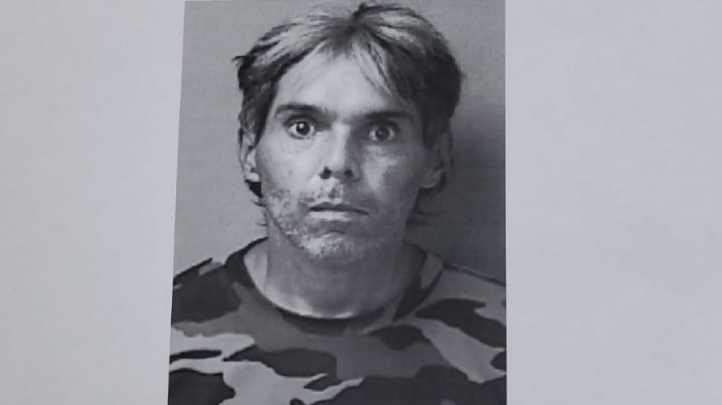  Radican cargos a un individuo por robo y ley de arma 